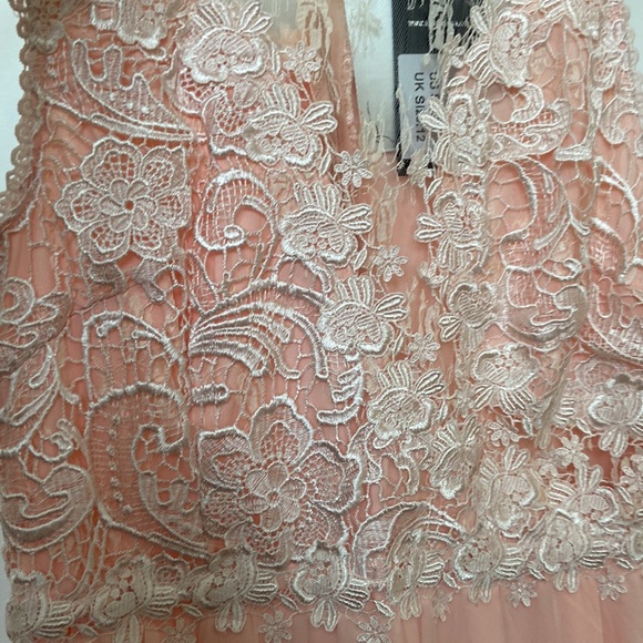 🆕 Beautiful peach coloured maxi evening dress in size us 8 - Picture 3 of 11
